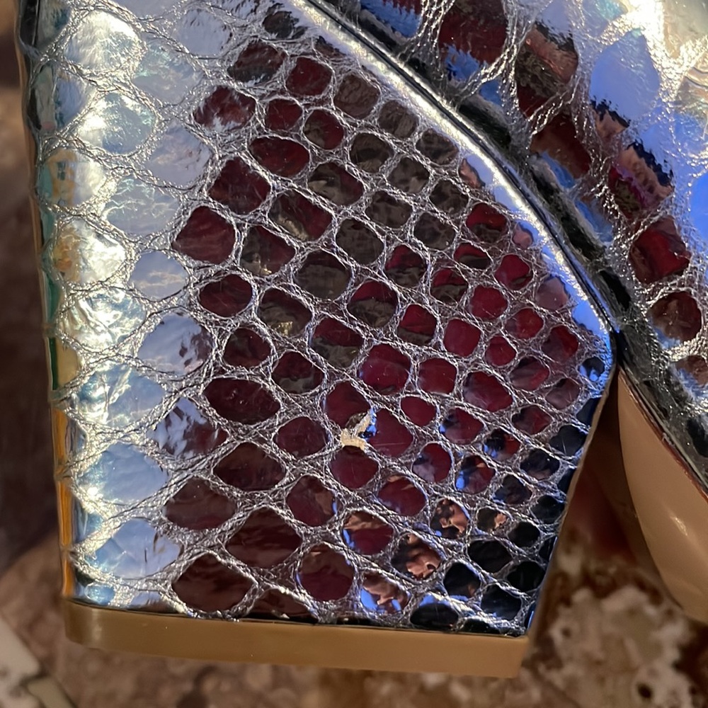 Silver Metallic Python Embossed Michael Kors Coll… - image 5